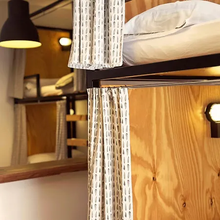 Surfing Etxea - Surf Hostel-2