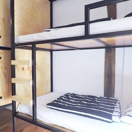 Surfing Etxea - Surf Hostel-3